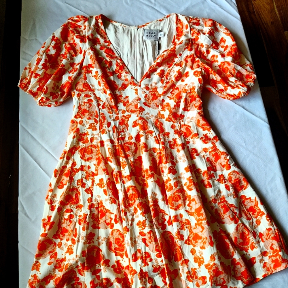 Hello Molly orange floral mini